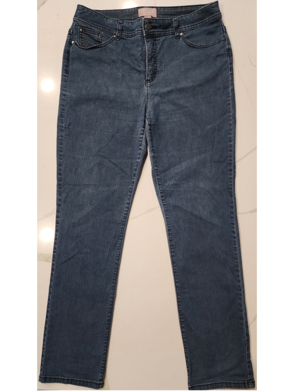 Chico's Fabulously Slimming Jeans 1 Regular Med Wash Straight Leg Stretch US 8